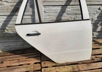 Skoda Fabia 1 Kombi  prawe tylne  prawy tył  drzwi białe