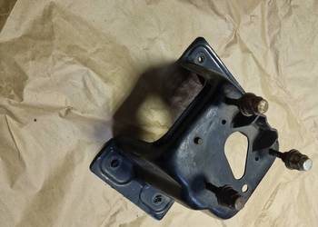 mocowanie koła zapasowego oryginalne, nie zgnite nissan patrol y61