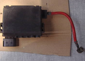 VW SEAT SKODA AUDI SKRZYNKA BEZPIECZNIKÓW 1J0937550AC