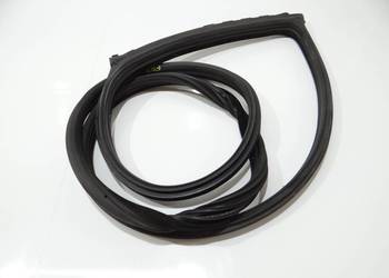 USZCZELKA DRZWI PRAWY PRZÓD BMW F07 7196350