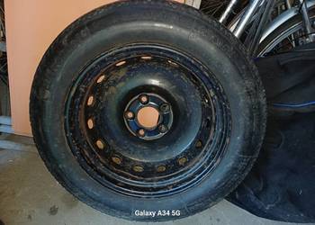 koło dojazdowe z / do Mercedesa