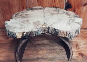 Lampy,Stoły i inne akcesoria wykonane ze starego drzewa