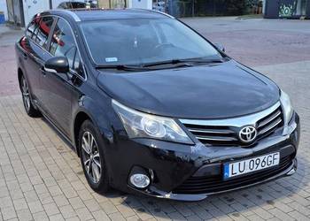 Toyota Avensis III FL 2.0 D-4D Kombi | 2012 | Navi + Kamera | Hak