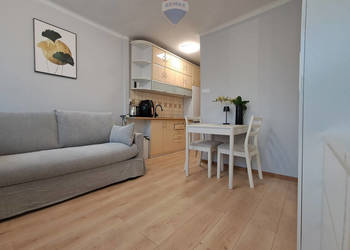 Kawalerka przy Lotnisku Chopina KOR34b