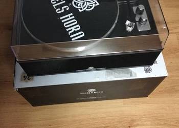 Sprzedam gramofon winylowe bluetooth z wbudowanymy głośnikami