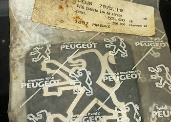 Peugeot 106 Emblemat na grill ORYGINAŁ NOS 7975.19 – nowy, Rza