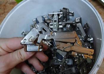 Zawiasy do mebli kompletne, regulowane ok. 50 -70 szt.