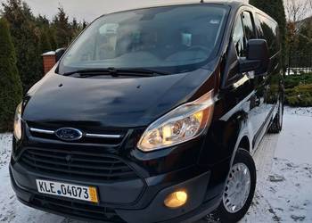 Piekny Transit Custom 9-osobowy