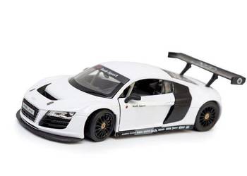AUDI R8 LMS 56100 1:24 biały