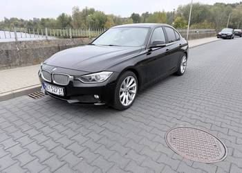 Samochód BMW F30 (320i) 2013