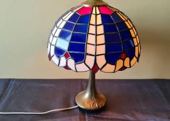 Lampa typu "Tiffany" witrażowa. Okres PRL-u.