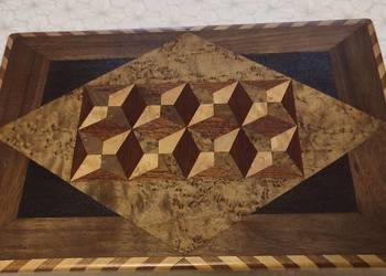 Szkatułka z  intarsją biedermeier