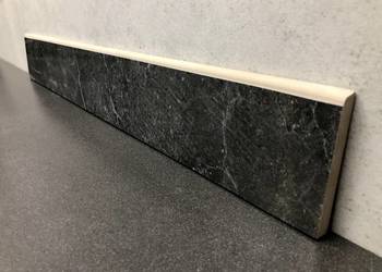 Marmurowy cokół polerowany 60cm, listwa przypodłogowa POŁYSK