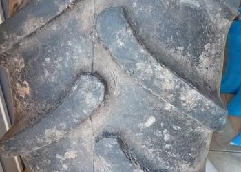 Sprzedam oponę 520 70 38