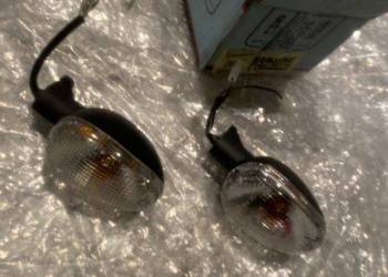 Piaggio Beverly Nowe Kierunkowskazy Migacze KPL N484 Piaggio Beverly Nowe Kierunkowskazy Migacze KPL N484