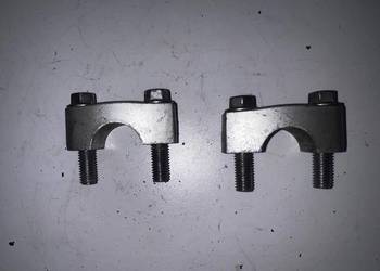 Mocowanie uchwyt mostki  kierownicy kawasaki ZR7 Mocowanie uchwyt mostki  kierownicy kawasaki ZR7