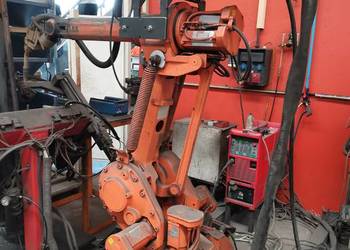 Cela spawalnicza z ABB IRB1400 FRONIUS