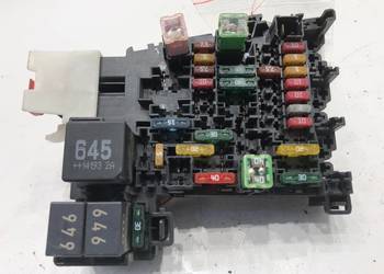 SKRZYNKA BEZPIECZNIKÓW VW GOLF VII Kombi 2.0 150KM MODUŁ