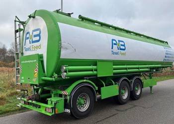 Lambrecht naczepa do paszy