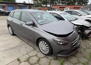 Mercedes-Benz Klasa B 220 4Matic 7G-DCT AMG Line 64 tys kmUszkodzony OKAZJA
