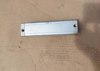 Siłownik pneumatyczny ace32x150sg nowy