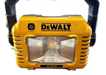 Robocza lampa LED DeWalt 18V 2000 lumenów DCL077