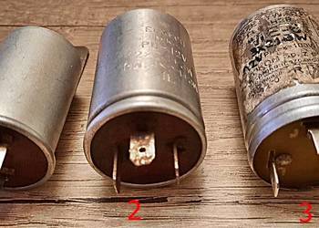 Przerywacz kierunkowskazów 12 V - Fiat 125 p 126 p Polonez  inne