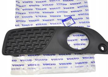VOLVO V70 przednia lewa kratka w zderzak PDC OE 30796612