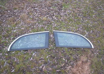 Szyba karoseryjna boczna z bagażnika Skoda Octavia I kombi 96-