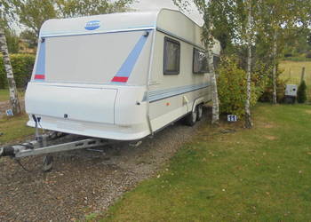 przyczepa hobby do jazdy lub na działkę