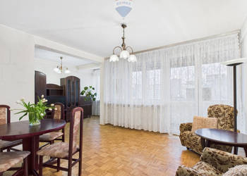 4 pokoje, 2 balkony, piwnica, dla rodziny