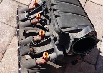 Kolektor dolotowy z wtryskami Citroen Xsara 1.6