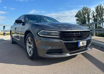 Dodge Charger 3.6 V6 296 KM 8-HP 2015 r ładny