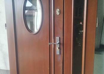 Drewniane drzwi wejściowe