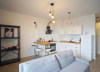 Pet Friendly 2-pokojowe mieszkanie z balkonem