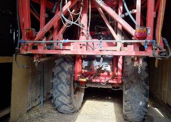 Sprzedam opryskiwacz Rau 16 m