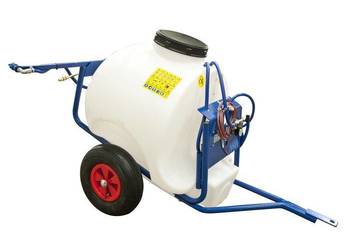 Spryskiwacz holowany 120 l