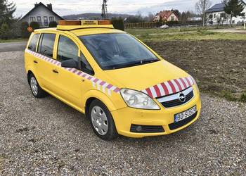 Opel Zafira B ADAC mobilny mechanik zabudowa pomoc drogowa imadło koguty 23