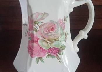 Mlecznik. Burleigh. Staffordshire. England. Mlecznik. Burleigh. Staffordshire. England.