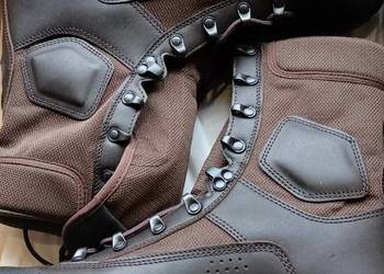 Buty trzewiki wojskowe 939/MON rozmiar 45 oraz skarpety 539/MON i 538/MON