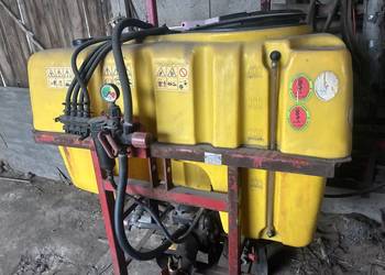 Opryskiwacz 400 litrów