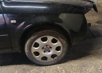 Blotnik  Audi A6 C5 kod lak LY9B