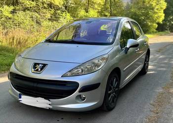 Peugeot 207 / Bogato wyposażony / Stan bardzo dobry