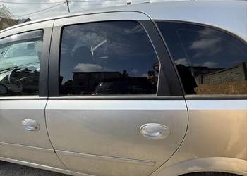 Drzwi lewe tył Opel Meriva A z157