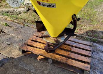 Rozsiewacz do nawozu  PLS 500  ,  Lejek 500kg jedno talerzowy