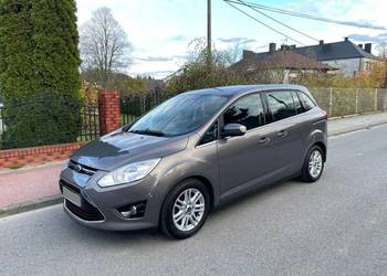 Ford Grand C-Max 1.0 125KM TITANIUM 7-Osób Klimatronik Navi Serwis Alu 16' Ford Grand C-Max 1.0 125KM TITANIUM 7-Osób Klimatronik Navi Serwis Alu 16'