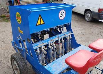 Sadzarka do cebuli dymki