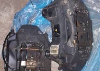 Zaciski hamulcowe wraz z klockami VW Touareg