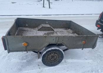 Przyczepka samochodowa