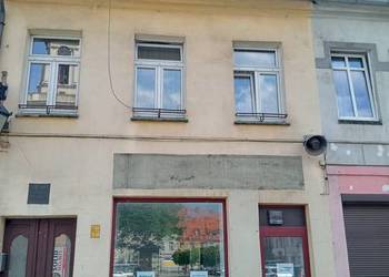 DO WYNAJĘCIA KAMIENICZKA W RYNKU